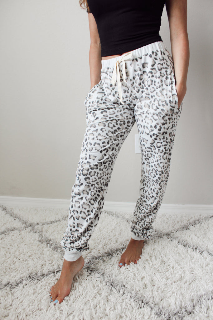 Lounge In Leopard Jogger
