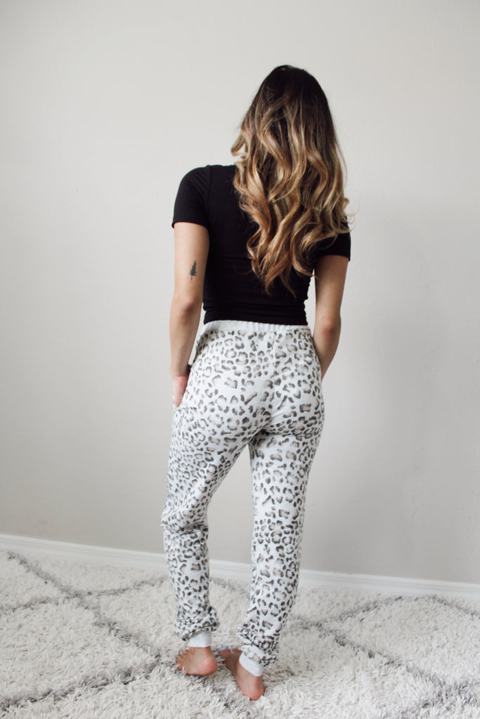 Lounge In Leopard Jogger