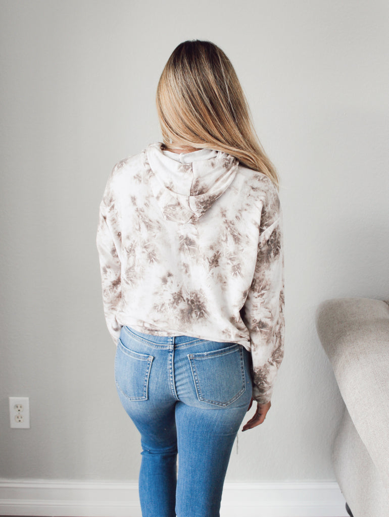 Play The Game Pullover