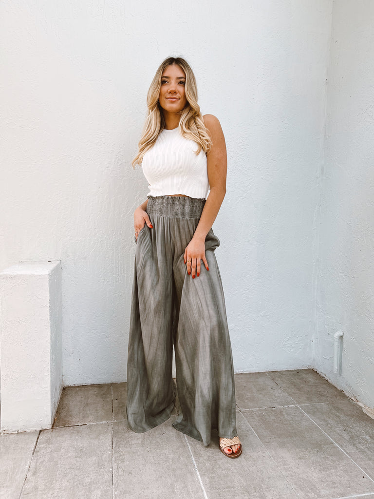 Weekend Escape Pants