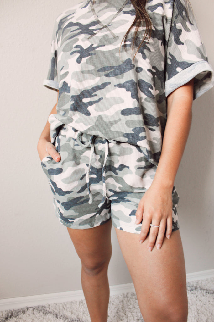 Kelly Camo Shorts