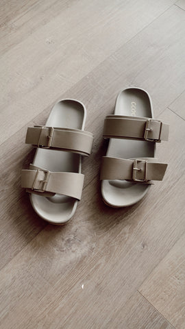 Jovi Camo Sandals