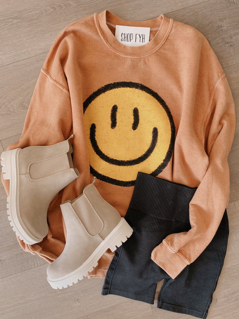 Smiley Pullover